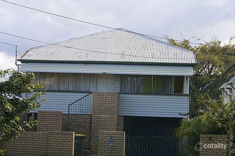 Property photo of 102 Nudgee Road Hamilton QLD 4007