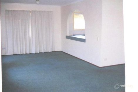 Property photo of 16 Chifley Drive Bethania QLD 4205