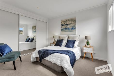 Property photo of 5/18-26 Marlesford Crescent Berwick VIC 3806