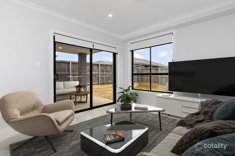 2/104 Saddlers Dr, Gillieston Heights, NSW 2321