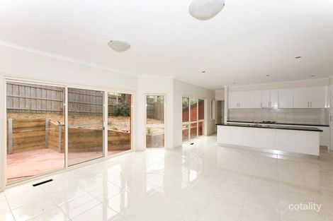 Property photo of 1 Hearthside Court Ringwood VIC 3134