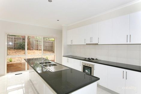 Property photo of 1 Hearthside Court Ringwood VIC 3134