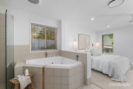 Property photo of 32 Hovea Drive Pottsville NSW 2489