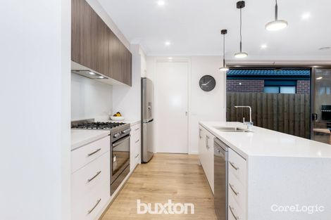 Property photo of 19 Rutherford Grove Armstrong Creek VIC 3217