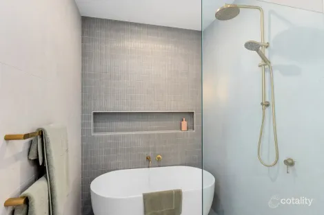 Property photo of 3 Terrigal Drive Terrigal NSW 2260