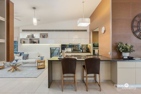 70 Stanmere St, Carindale, QLD 4152