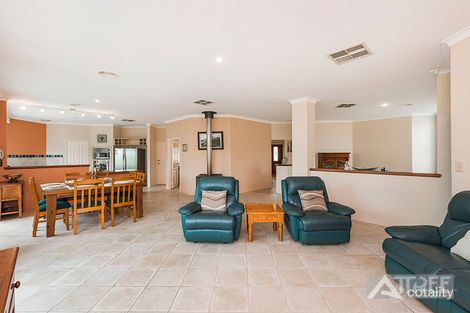 Property photo of 40 Samuel Loop Canning Vale WA 6155