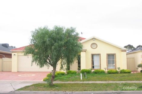 8 Heron Rd, Cairnlea, VIC 3023