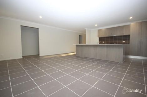 Property photo of 7 Poplar Close Fletcher NSW 2287