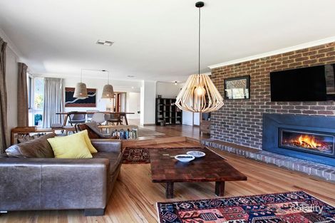 Property photo of 69 Hoburd Drive Woodend VIC 3442