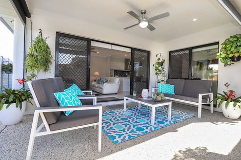 Property photo of 37 Chestnut Crescent Caloundra West QLD 4551