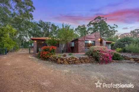 Property photo of 40 Marnie Road Glen Forrest WA 6071