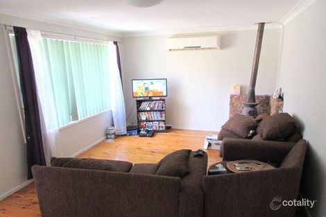 Property photo of 11 Startop Place Ambarvale NSW 2560