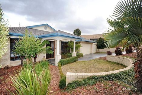 Property photo of 9 Carolyn Jackson Drive Jerrabomberra NSW 2619