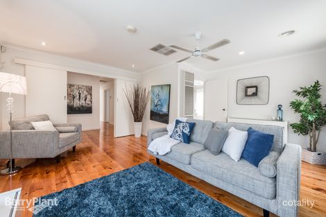 Property photo of 48 Dunbarton Drive Wantirna VIC 3152