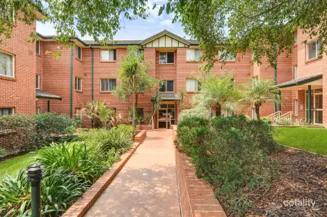 Property photo of 13/2 Bellbrook Avenue Hornsby NSW 2077