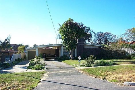 8 Jeffery St, Beaconsfield, WA 6162