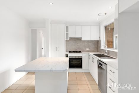 Property photo of 10 Cranley Place Thomastown VIC 3074