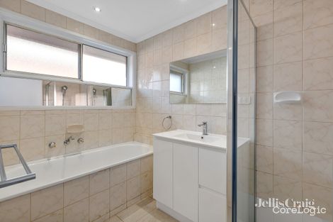 Property photo of 10 Cranley Place Thomastown VIC 3074