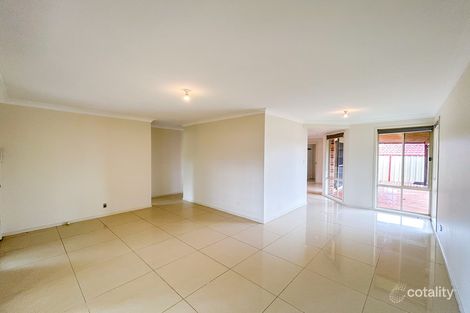 Property photo of 2 Moore Place Currans Hill NSW 2567