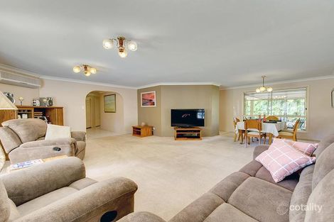 Property photo of 33 Amara Crescent Forest Lake QLD 4078