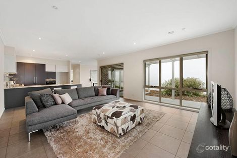 Property photo of 22 Cade Way Parkville VIC 3052