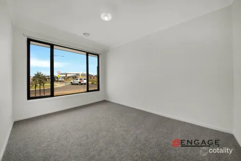 Property photo of 98 Halcyon Road Deanside VIC 3336