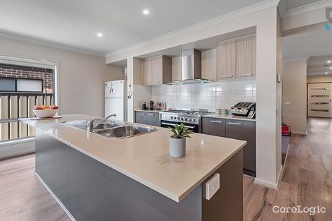 Property photo of 3 Tussock Road Craigieburn VIC 3064