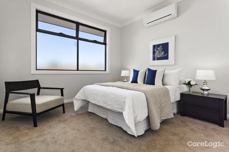 Property photo of 2/26 Macrina Street Oakleigh East VIC 3166