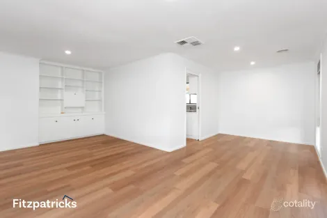 Property photo of 35 Merinda Crescent Kooringal NSW 2650