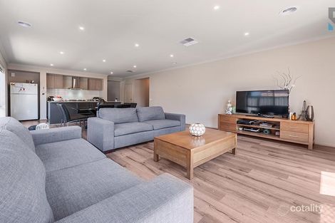 Property photo of 3 Tussock Road Craigieburn VIC 3064