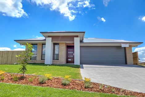 54 Sandpiper Cct, Aberglasslyn, NSW 2320