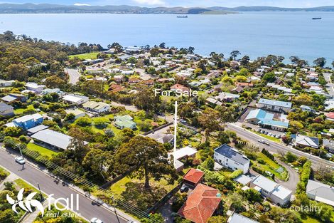 Property photo of 2 Harrow Place Taroona TAS 7053
