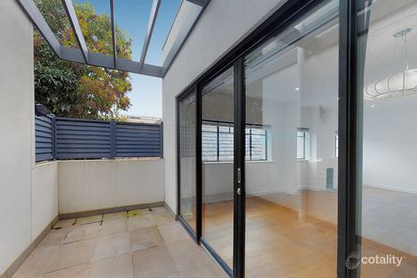 Property photo of 2/10 Ellesmere Road Windsor VIC 3181