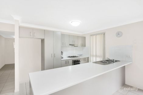 Property photo of 15 Kuttabul Road Wadalba NSW 2259