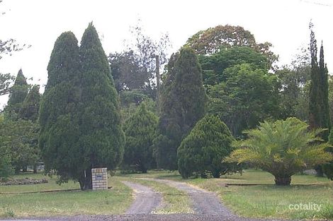 31 Lamont St, North Booval, QLD 4304