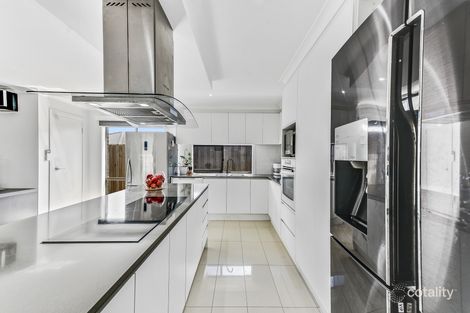 Property photo of 12 Jorose Road Hampton Park VIC 3976