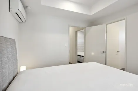 Property photo of 1/39 Deanmore Road Scarborough WA 6019