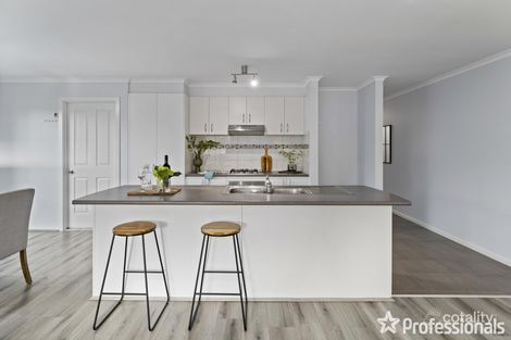 Property photo of 6 Holmewood Avenue Deer Park VIC 3023