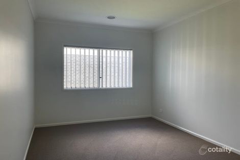 Property photo of 68 Primrose Crescent Mickleham VIC 3064