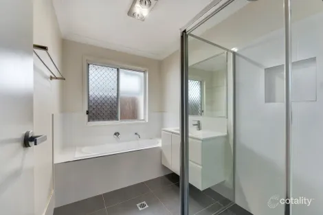 Property photo of 4 Godfrey Street Thornlands QLD 4164