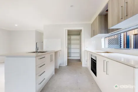 Property photo of 28 Viola Circuit Clyde VIC 3978
