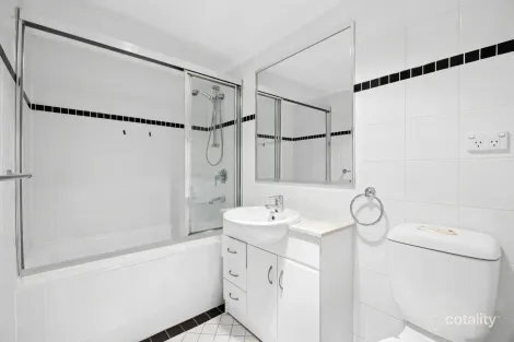 Property photo of 11/5 Koorala Street Manly Vale NSW 2093