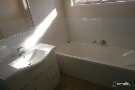 Property photo of 11 Lewis Court Lowood QLD 4311