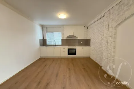 11 Crucie Ave, Bass Hill, NSW 2197