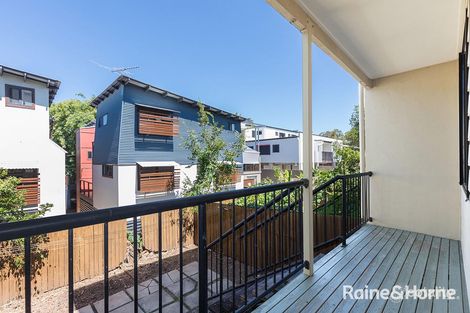 Property photo of 56 Warren Street St Lucia QLD 4067