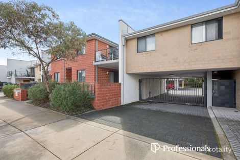 Property photo of 30/10 Whitlock Road Queens Park WA 6107