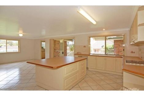 Property photo of 2 Regent Place Bomaderry NSW 2541