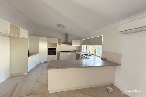 Property photo of 52 Gem Road Kenmore QLD 4069