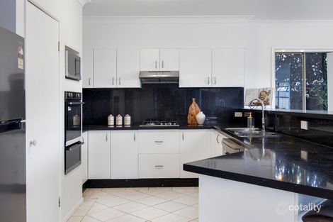 Property photo of 4 Hume Drive West Hoxton NSW 2171
